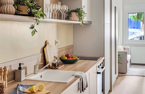 Neapoli-Sykies Apartment | Sanders New Town - Homely Studio Apartment