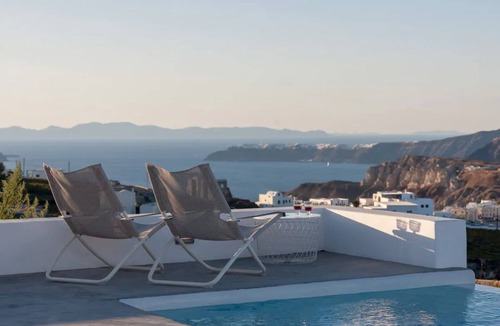 Pyrgos Villa | Sandy villa with private pool & Sea view