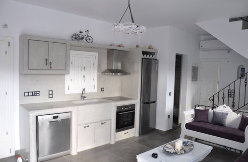 Kamari Cottage | Santoxenia Luxury Villa | Private Pool, Jacuzzi & Sea View