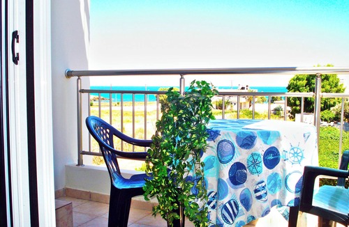 Kato Gouves Apartment | Sea apartment in Kato Gouves with private bedroom