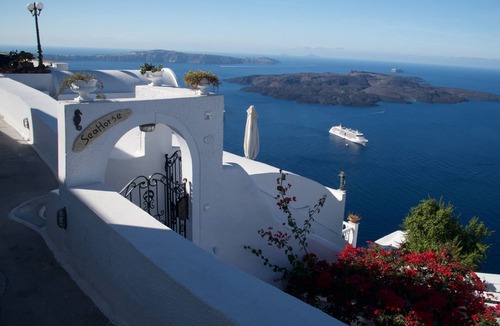 Fira Villa | Seahorse Residence and wedding venue : If you seek only the best !