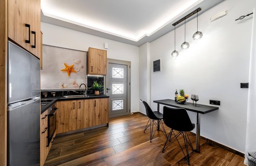 Agkisaras Apartment | Seaside Apartment Studio