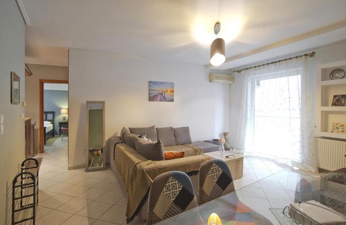 Peiraiki Apartment | Seaside Spacious 2 BR, 2BA, Sea view Apt