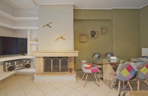 Peiraiki Apartment | Seaside Spacious 2 BR, 2BA, Sea view Apt