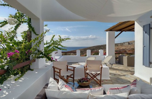 Parikia Villa | Seaside Villa- Island Living Paros-