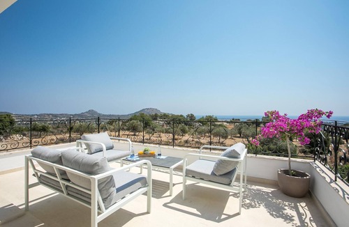 Koskinou Villa | Secluded Villa with Panoramic Sea View