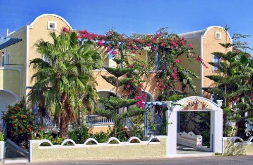 Kamari Apartment | Sellada Apartments