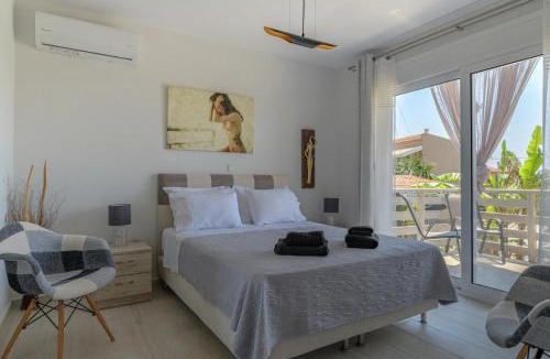 Sarlata Villa | Semeli Art Villa Kefalonia with Pool