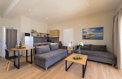 Dassia Apartment | Senses Suite Tessera