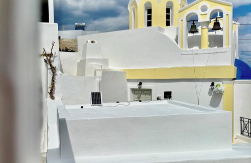Fira Apartment | Sepal Residence