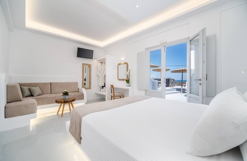Akrotiri Hotel | Serenità Luxury Suites