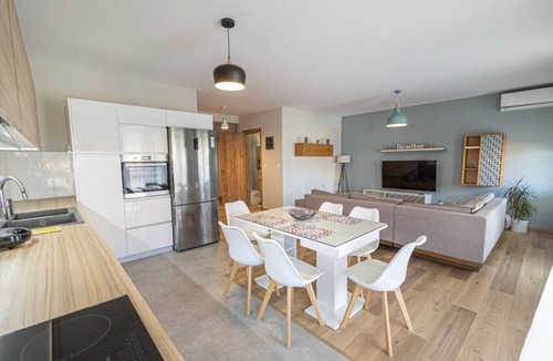 Nea Moudania Apartment | Simon Apartment by RentalsPro - Nea Moudania