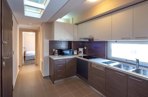 Agios Dimitrios Apartment | Solon - Deluxe City Center Apartment