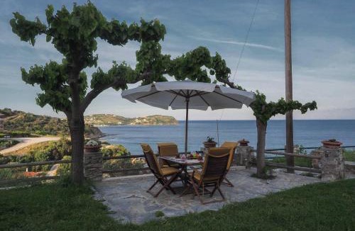 Agii Apostoli Cabin | Sonia Rustic Mansion - 5bd 30 Sec Walk To Beach
