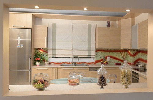 Khalkis Apartment | Spacious 3BR Apartment in Central Chalkida — Sleeps 6 .