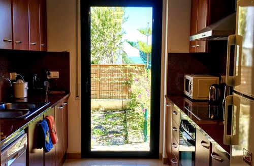 Llanca Apartment | Spacious, bright, terrace and sea view garden, near beaches and harbor, air conditioning/wf