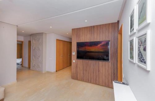Rabat Apartment | Spacious Waterfront 3BR Flat in Marina Sale