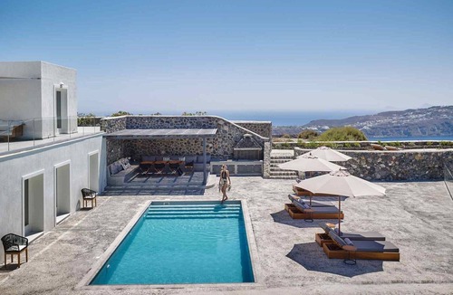 Megalochori Villa | Spectacular Santorini Villa | 5 Bedrooms | Nafsika Estate Villa | Far-reaching.
