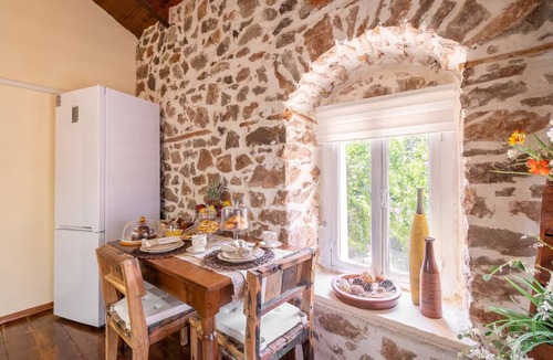 Distomo-Arachova-Antikyra House | Stirida Stone House – Cozy Mountain Escape Near Arachova, Delphi & the Beach