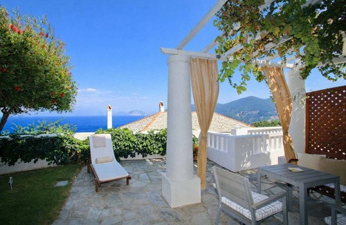 Skopelos Apartment | Stolios Skopelos - Clio Superior Panoramic Seaview