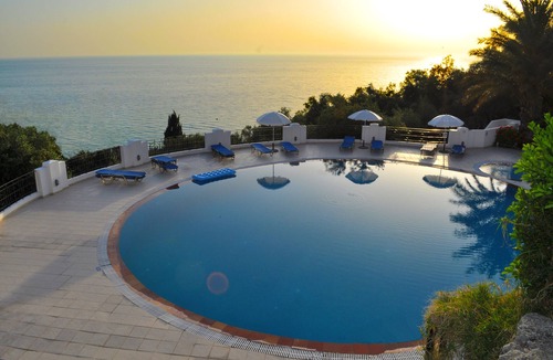 Agios Gordios Apartment | Studio Apartments Maria with Pool and Amazing View - Agios Gordios Beach