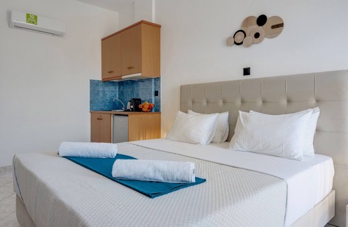 Agios Georgios House | Studio Apartment 'St George Sea View Double Room 03' with Sea View