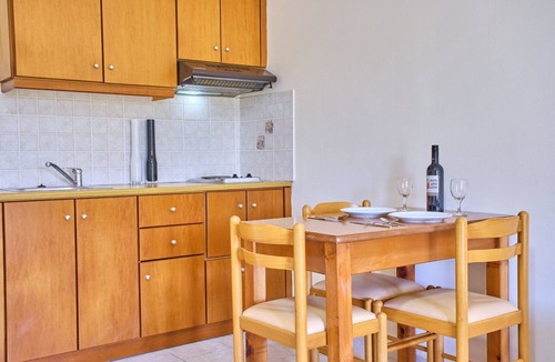 Sidari Apartment | Studio Apartment 'Vintage Resort 17' with Mountain View, Wi-Fi and Air Conditioning
