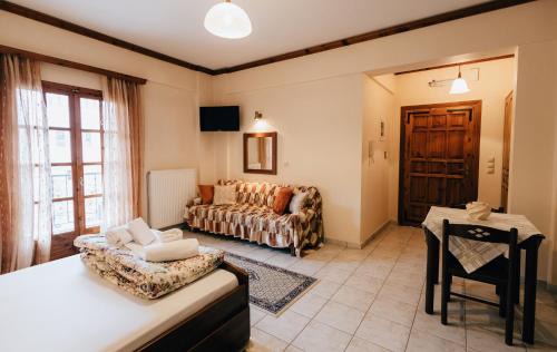 Kalavrita Apartment | Studios EYTYXIA-3