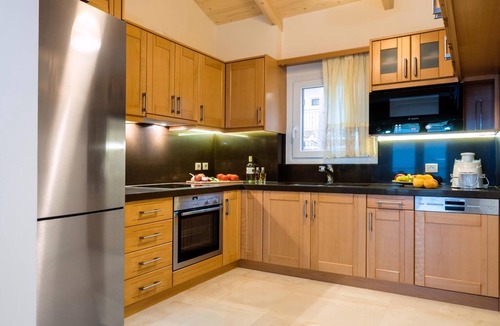 Spartochori Villa | Stylish Contemporary House with Sea Views near Spartachori and Beach