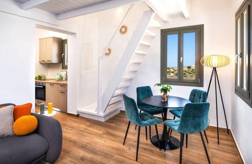 Pyrgos Apartment | Stylish two bedroom apartment with outdoor Hot Tub and private parking