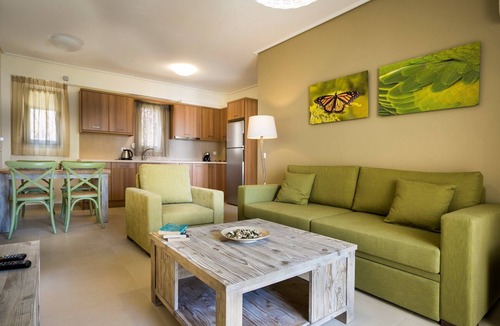 Karavomylos Apartment | Suite Leyland - Meliti
