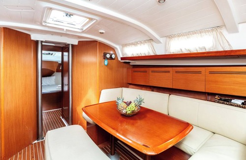 Nikita Boat Rental | Sun-Kissed Sailing: A Luxurious Beach Experience in Nikiti, Macedonia