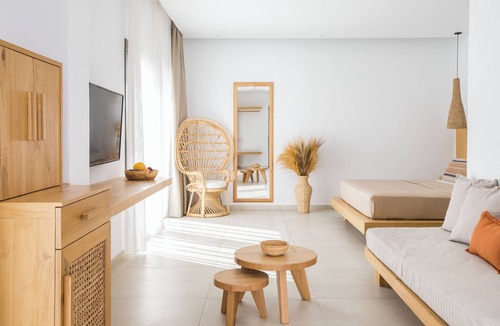 Plaka Hotel | Sundunes Hotel Naxos