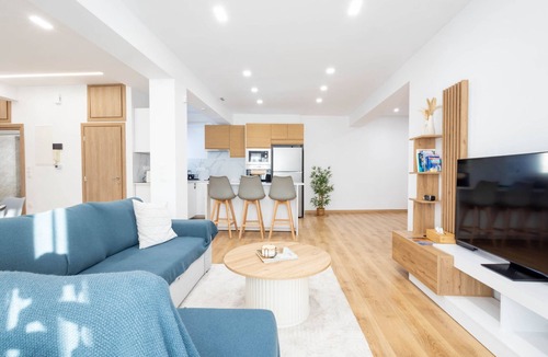 Kallithea Apartment | Sunlit Charm | Modern 2BR Apartment with High-Speed WiFi