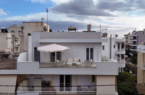 Voula Apartment | Sunlit Retreat near Voula Center