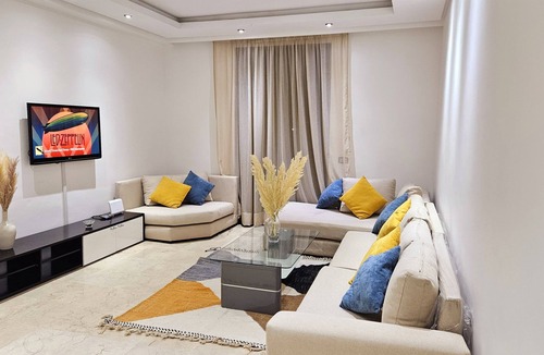 Gueliz Apartment | Sunny apartment in Gueliz Marrakech