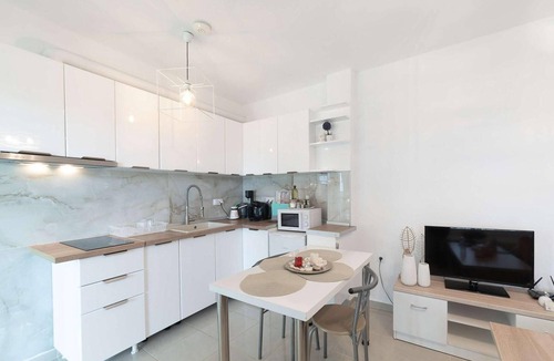 Nea Propontida Apartment | Sunset Sea View Cottage Apartment with Sea View, Wi-Fi, and Air Conditioning