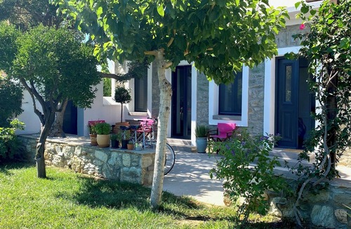 Karystos House | Svolis Townhouse - Urban Oasis with Pool & Garden