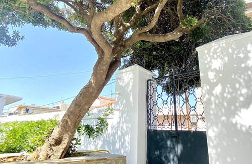 Karystos House | Svolis Townhouse - Urban Oasis with Pool & Garden