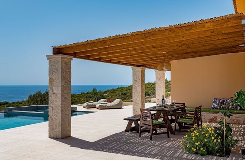 Agia Marina House | Terra Lucis Mountain Residences - Äther-Villa by Interhome