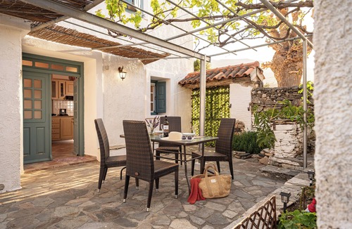 Kokkari Cottage | THALIA'S COTTAGE - Cozy, Romantic Retreat for Two