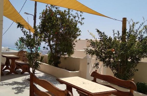 Fira Apartment | The Garden View 2