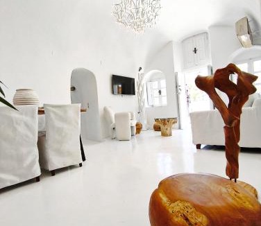 Messaria Apartment | The Magic Luxury Cave Suites