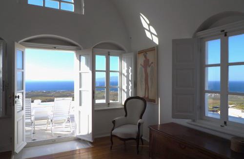 Finikia House | The Palm Rock, Finikia Santorini