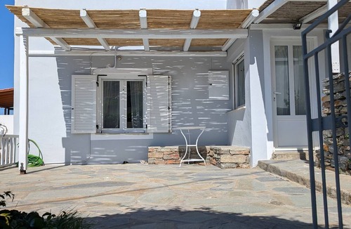 Kea House | Theros Country House with Sea View, Wi-Fi, and Air Conditioning