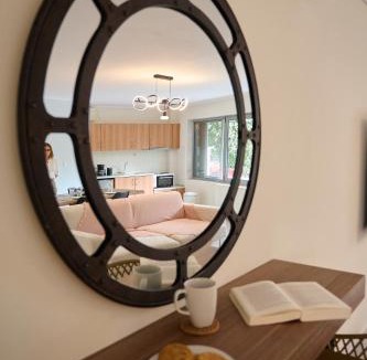 Agios Pavlos Apartment | Thessaloniki Serenity Apartments free parking