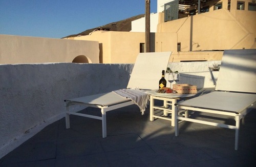 Finikia House | Tradition house in the quiet Finikià,with an outstanding sunset view
