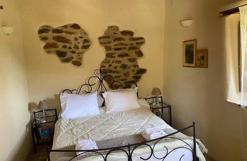 Monemvasia Cottage | Traditional Stone built Cottage at Monemvasia in a peaceful traditional village.