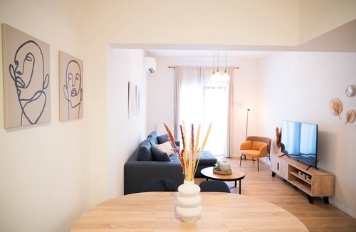 Ampelokipoi Apartment | Urban Comfort 2 bdrm next to Metro