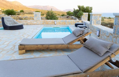 Omales Apartment | Vakontas Luxury Stay